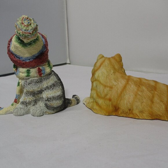 Mixed Lot of 4 Cat Kitten Collectible Figures Figurines - Picture 7 of 8